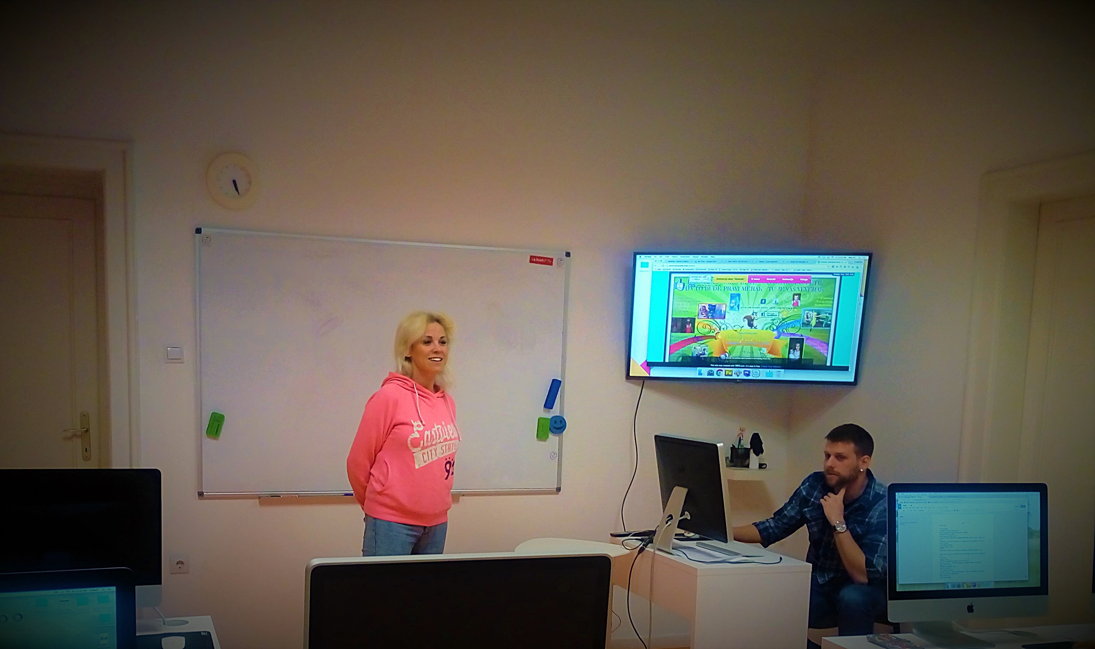 veseli-veverak-dobija-ozbiljan-sajt-klijent-41-klase-je-stigao