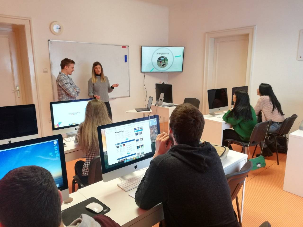 jos-jedan-krojac-medu-klijentima-rancevi-u-cast-bake-rajke