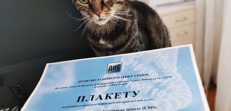 Struka je nagradila Krojačevu &scaron;kolu i beskrajno smo ponosni! DIS plaketa 2019