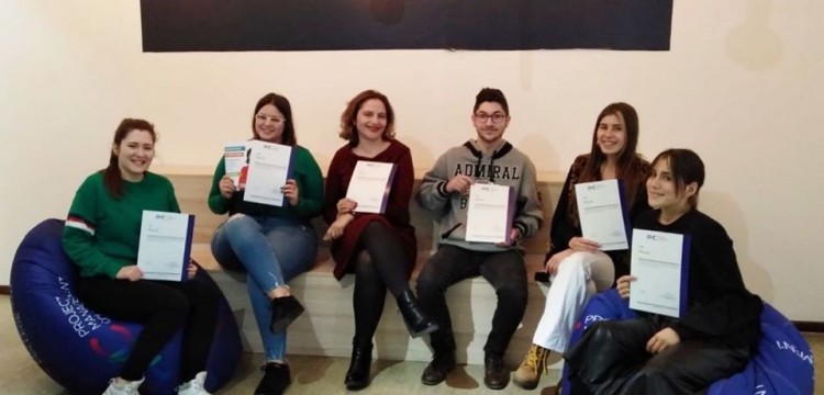 Krojačeva &scaron;kola i Fakultet za projektni menadžment - podr&scaron;ka za najuspe&scaron;nije!